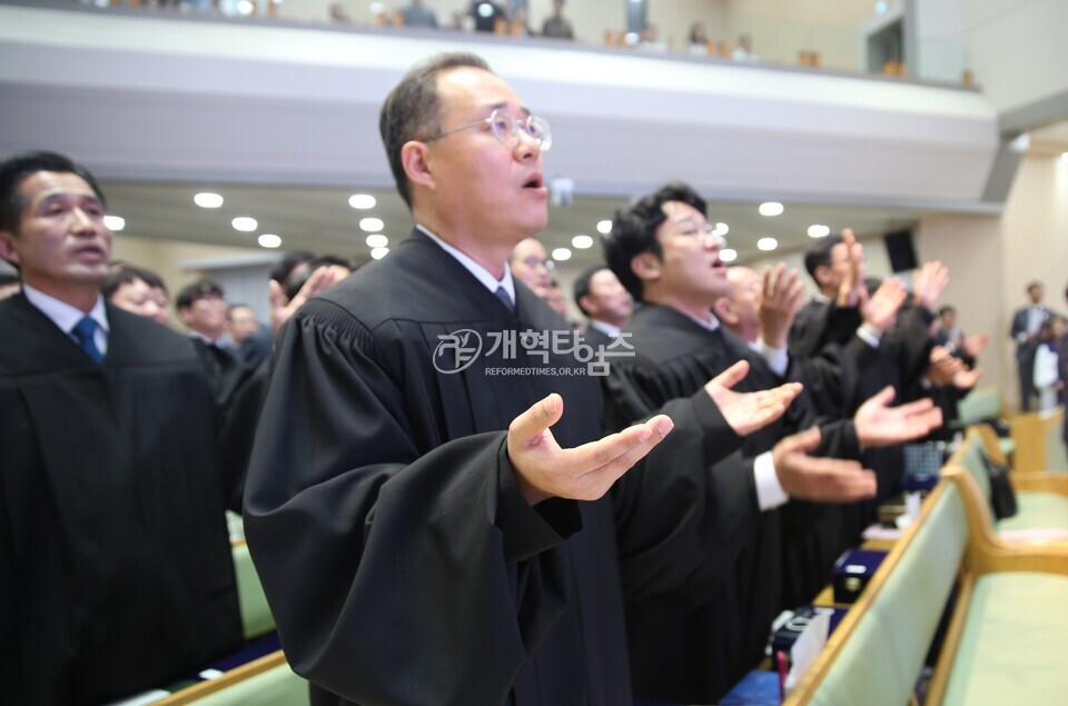 이천은광교회,「임직감사예배」모습