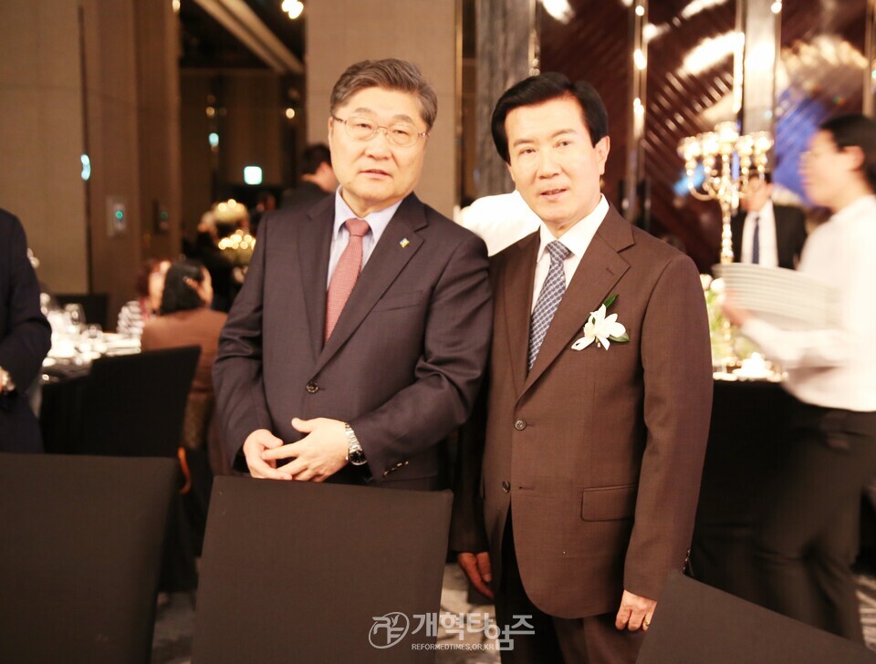 전 총회 헌의부장 조영기 목사, 차남 결혼 예식 모습