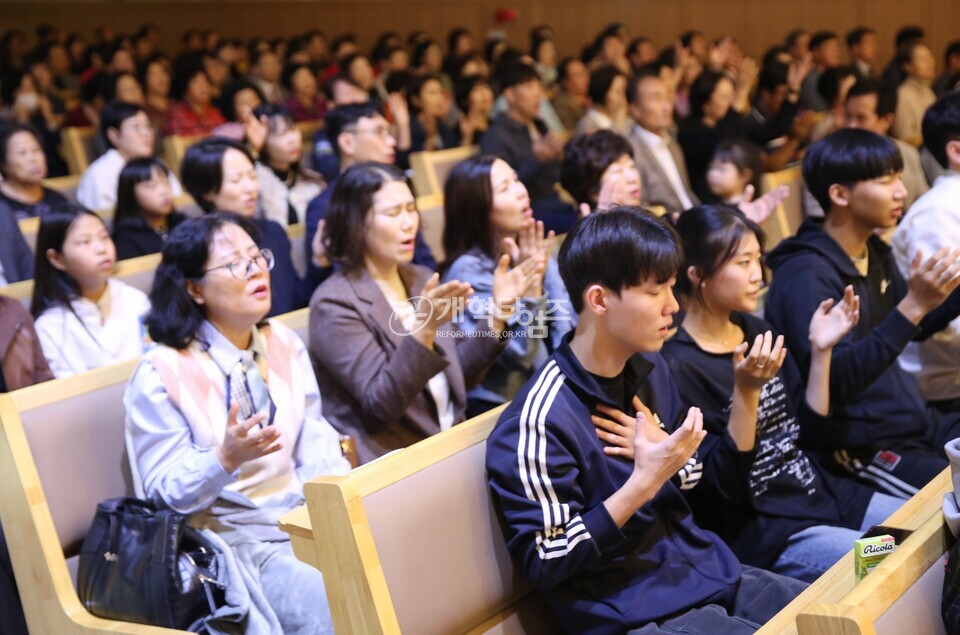대전중앙노회, 기독신문 주필인 대구 대명교회 장창수 목사 초청,「청지기 세미나」모습