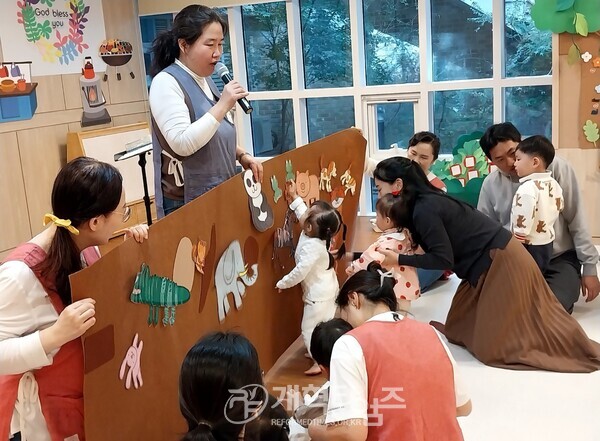 총신대 신대원 총여동문회 양창문 전도사, 여성사역세미나 모습