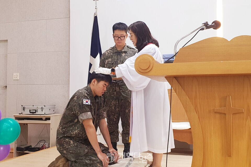 총신대 신대원 총여동문회 윤현호 목사, 여성사역세미나 모습