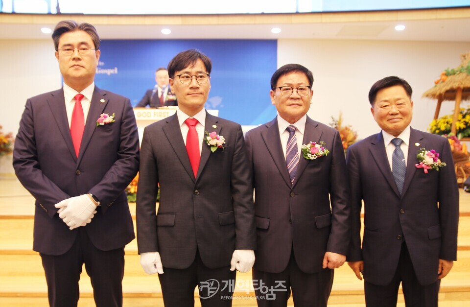 대명교회 설립 110주년 기념 은퇴 및 임직감사예배 모습