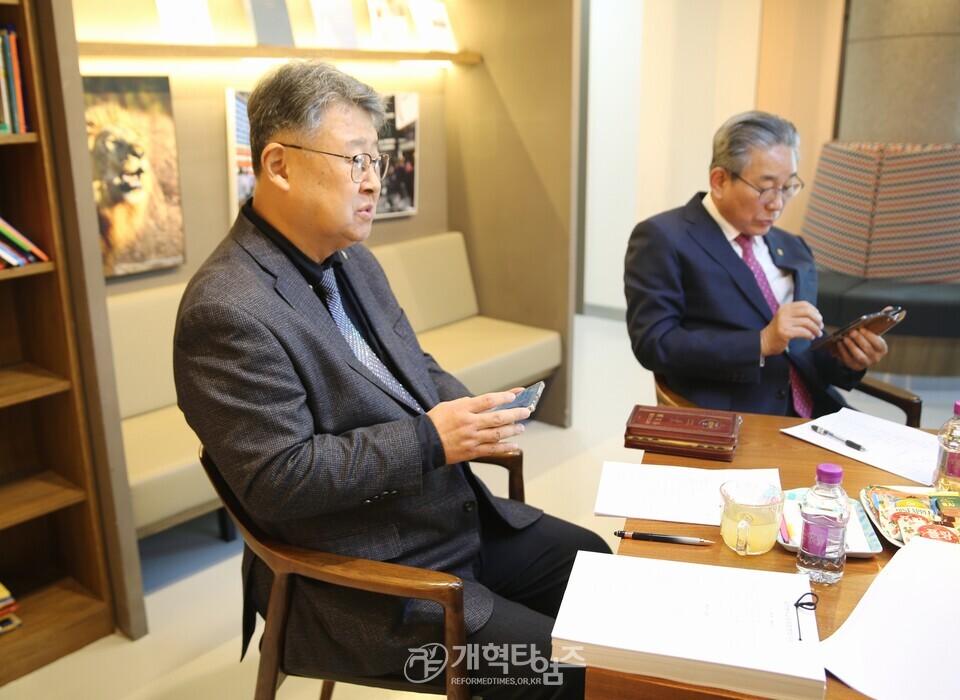 제110회 총회선거관리위원회 첫 전체회의 모습