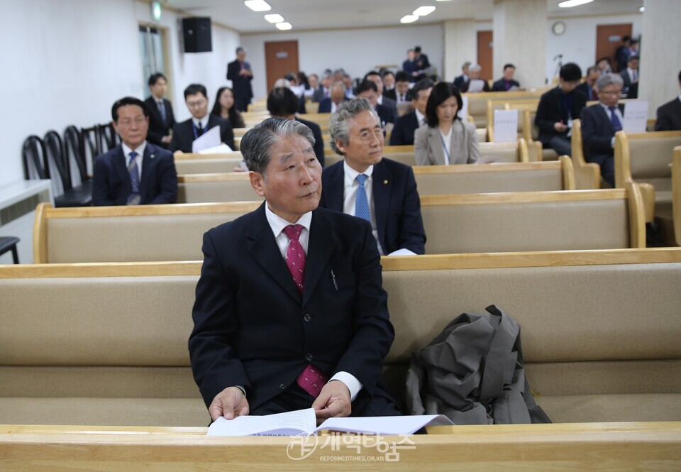 제110회기 총회상설위원회 및 특별위원회 조직 구성 전체회의 모습