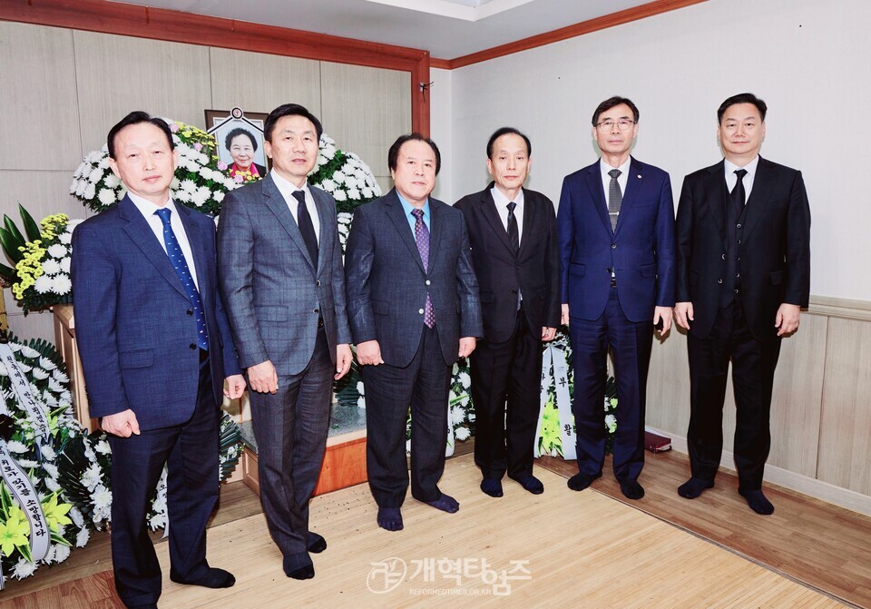 권택성 장로 모친 고 장종은 사모 장례식장 모습