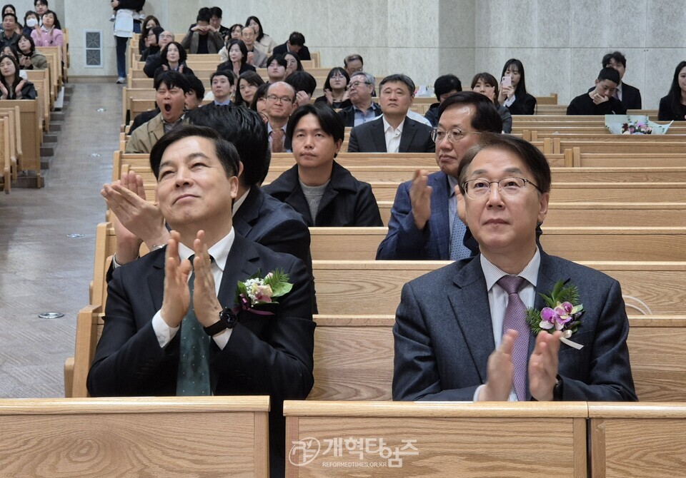 혜림교회, 임직 및 은퇴 감사예배 모습