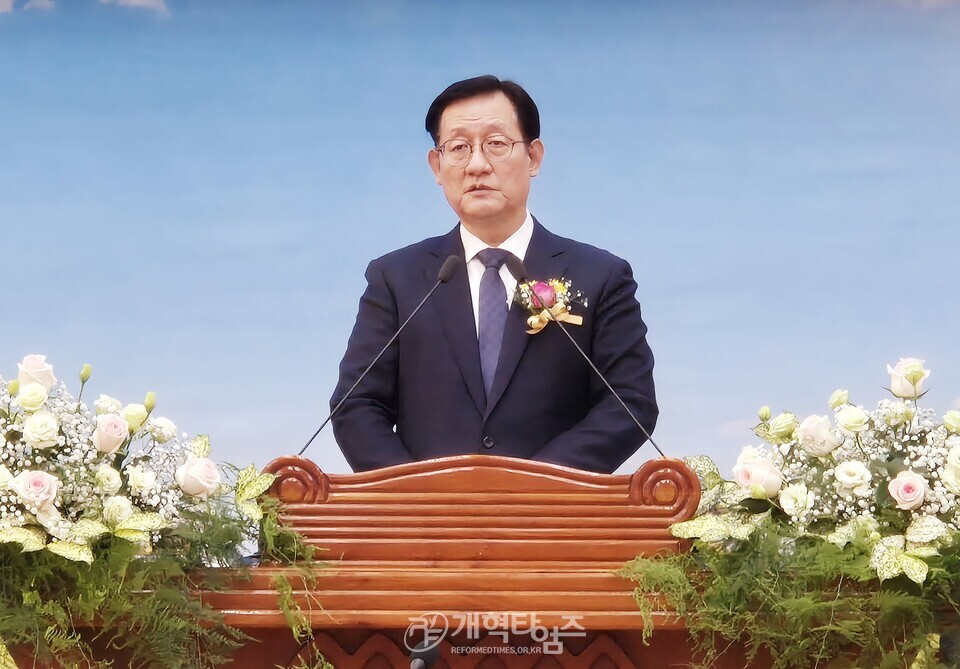 중앙장로교회, 제14회 추대 및 임직, 은퇴 감사예배 모습