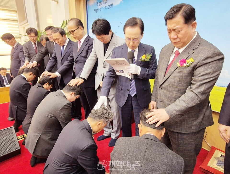 중앙장로교회, 제14회 추대 및 임직, 은퇴 감사예배 모습