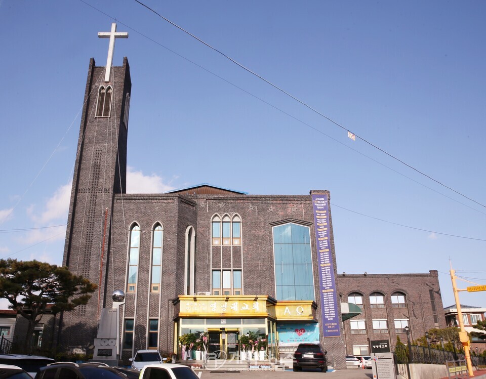 영광대교회,「교회 설립 120주년 감사 직분자 은퇴 및 임직식」모습