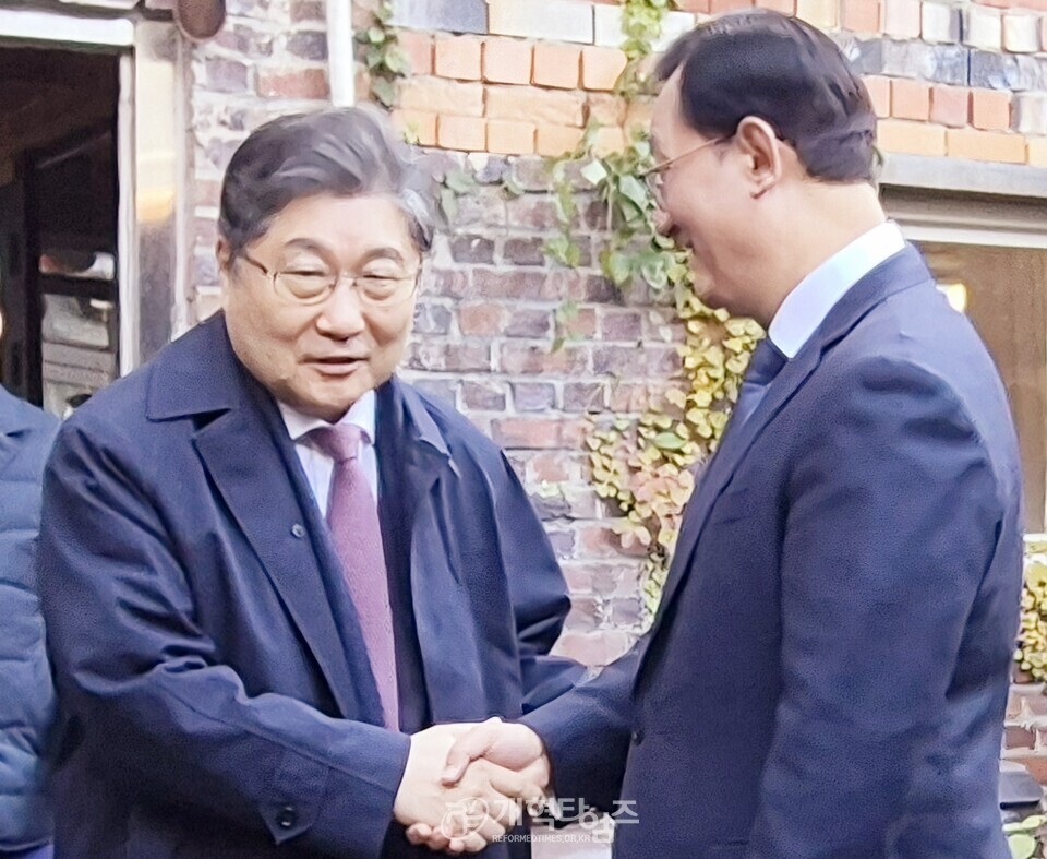 영광대교회,「교회 설립 120주년 감사 직분자 은퇴 및 임직식」모습