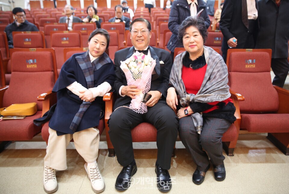 장로찬양단 코랄카리스, 제17회 정기연주회 모습