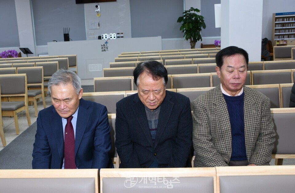 노원 주사랑교회, 소외 계층에 사랑의 쌀 전달 모습