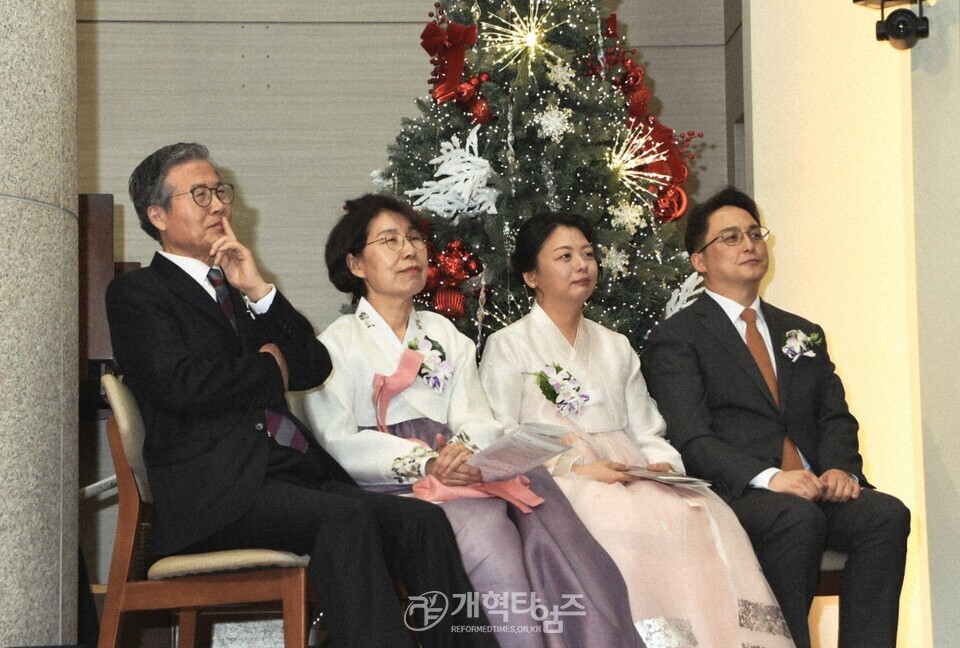 충정교회, 옥성석 원로 목사 추대 및 담임 목사 위임 감사예배 모습