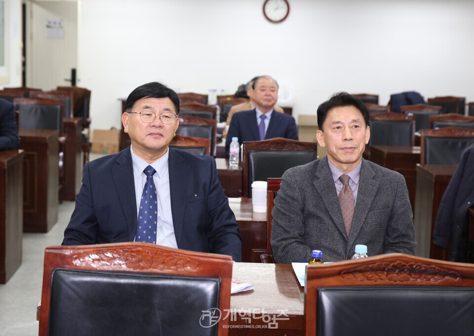 제55회기 전국장로회, 5개 지역장로회 회장 및 특별위원장 연석회의 모습