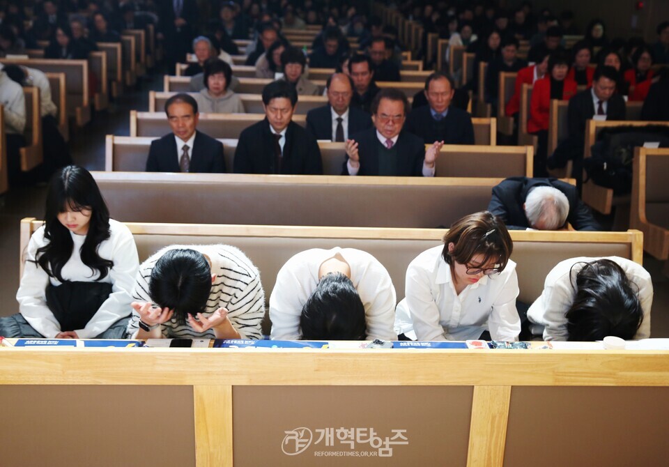 총회 기도와 전도운동본부, 중부지역과 대전중앙노회 연합기도회 모습