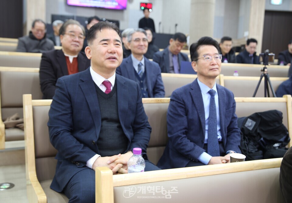 총회 여성사역자위원회, 헌법 개정 수의를 위한 충청ㆍ대전권역 설명회 모습