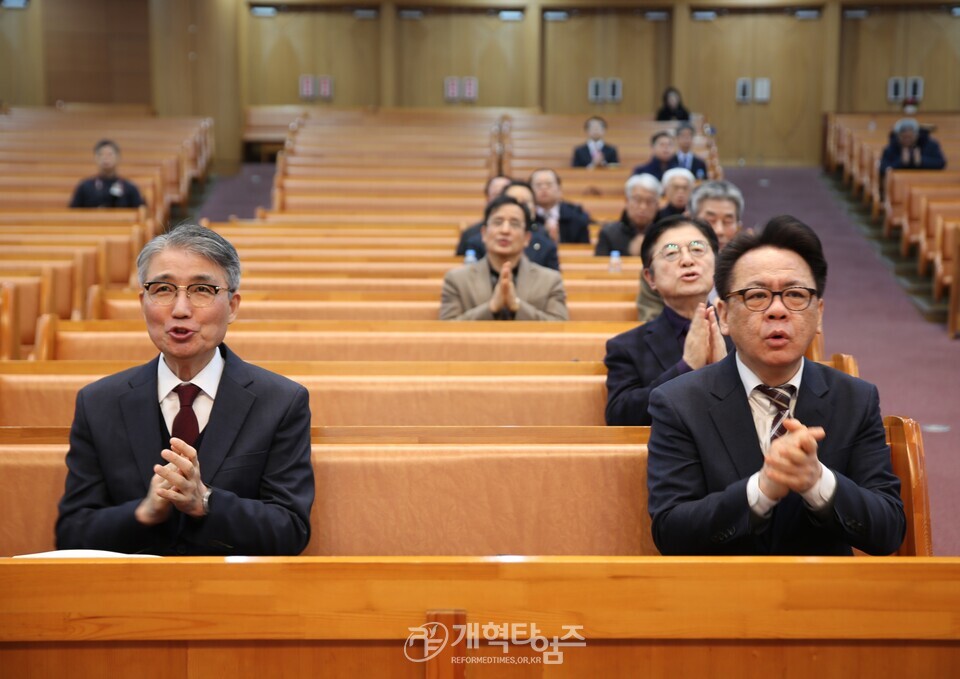 대전노회, 총회 Restart 함께 기도ㆍ함께 전도 연합기도회 모습