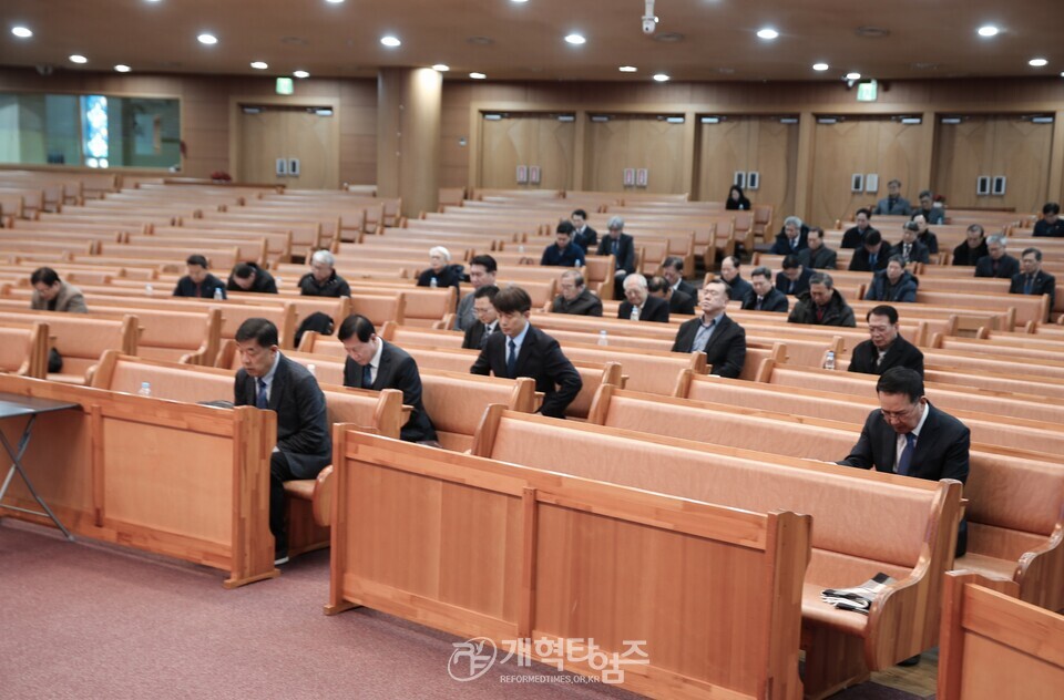 대전노회, 총회 Restart 함께 기도ㆍ함께 전도 연합기도회 모습