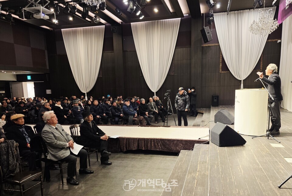 한국미술협회 정상화를 위한 비상대책위원회 결의대회 모습