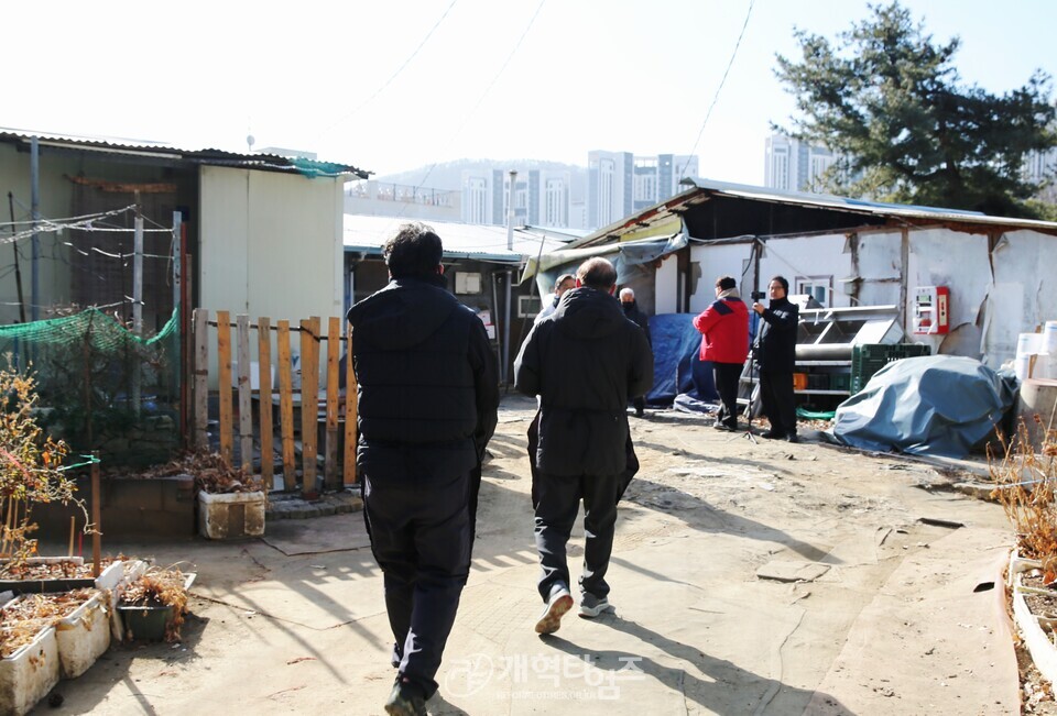 서울ㆍ서북지역장로회, 달터마을 사랑의연탄 나누기 모습