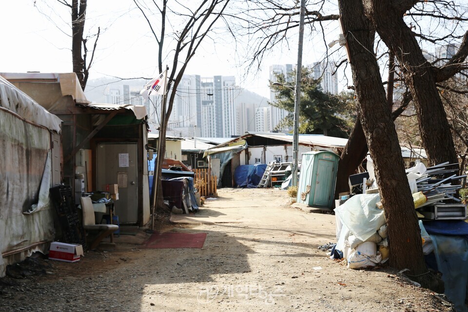서울ㆍ서북지역장로회, 달터마을 사랑의연탄 나누기 모습