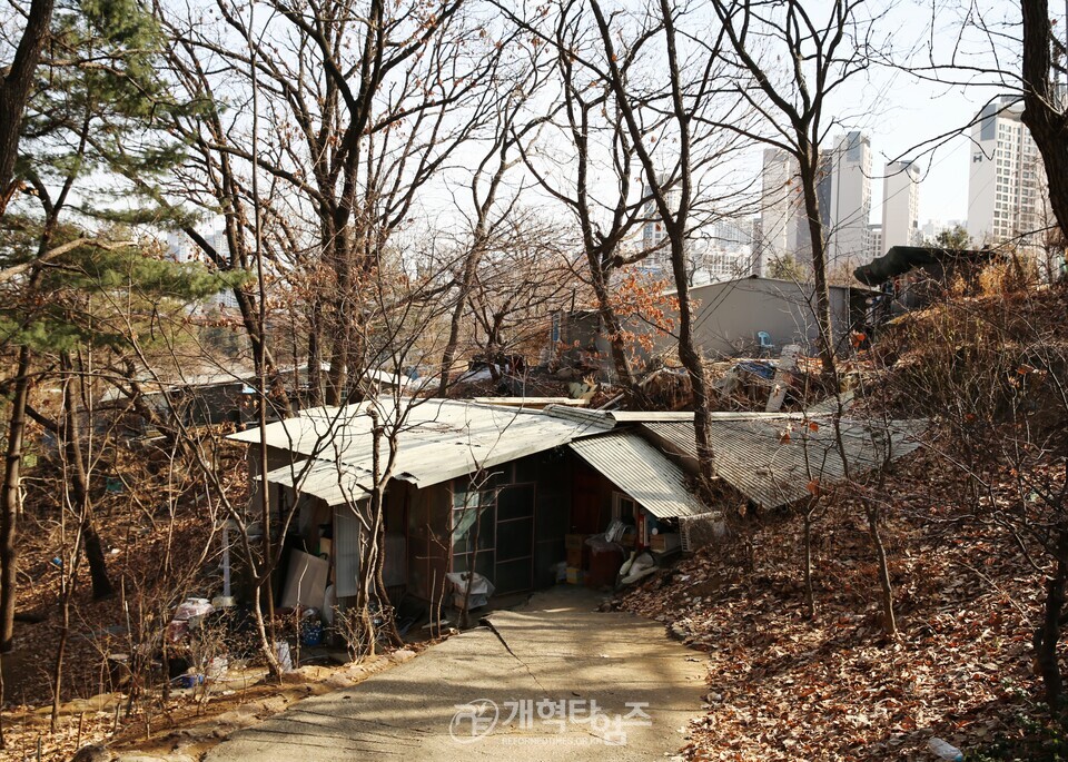 서울ㆍ서북지역장로회, 달터마을 사랑의연탄 나누기 모습