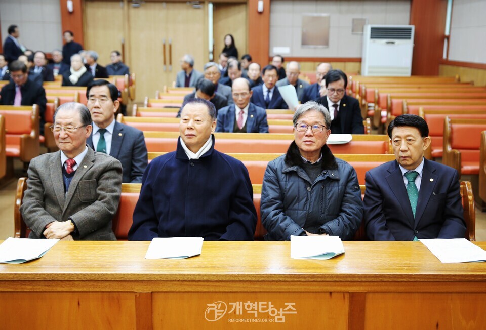 전국장로회 전국임원회 및 부ㆍ울ㆍ경지역 임역원 간담회 모습