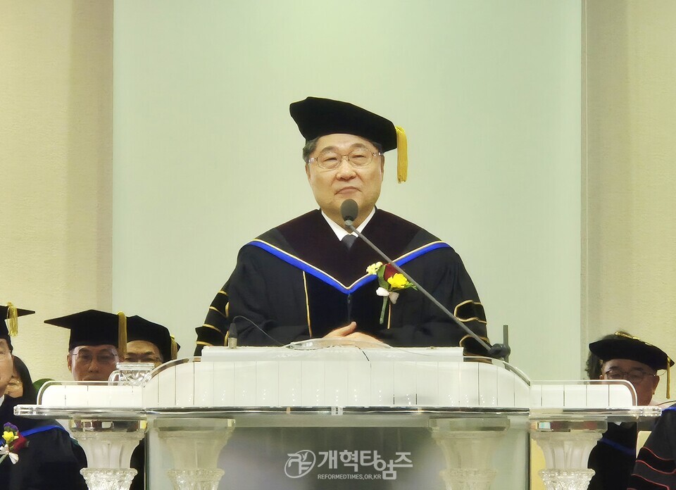 광신대, 2025학년도 전기 졸업예배 및 학위수여 모습