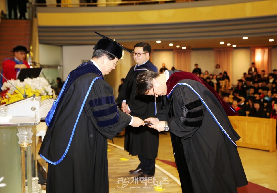 광신대, 2025학년도 전기 졸업예배 및 학위수여 모습
