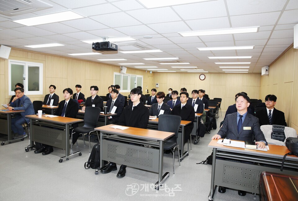 총회 고시부, 2026년도 군목 후보생 강도사 고시 모습