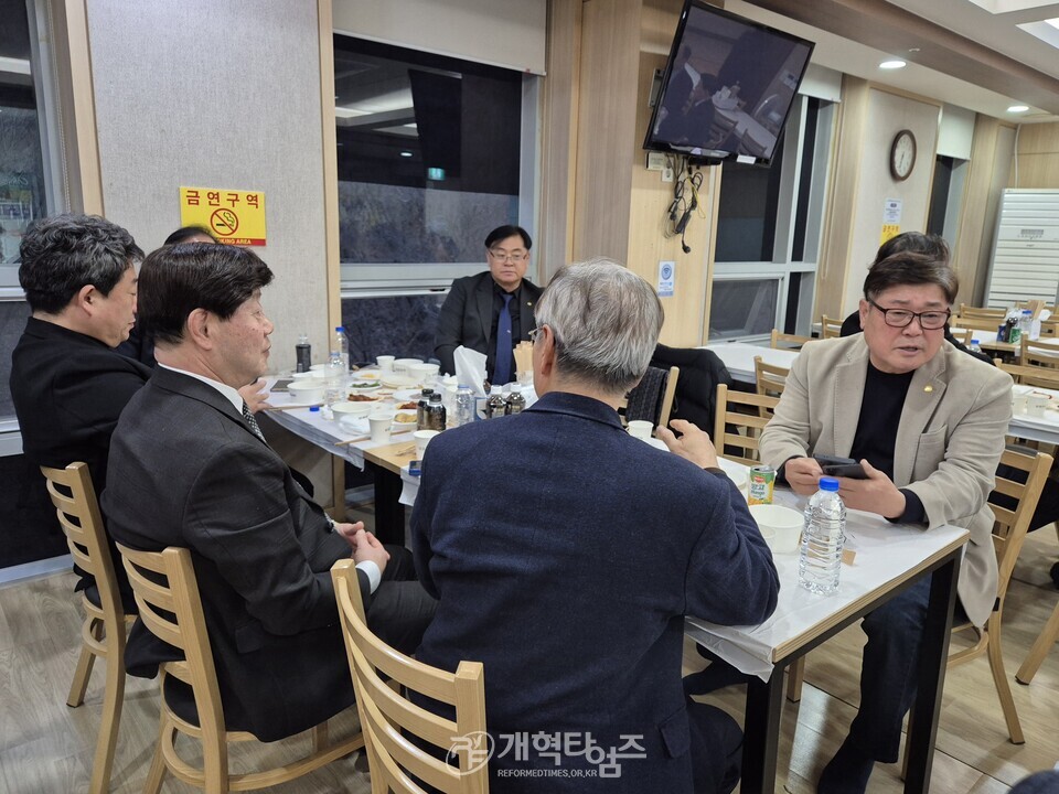 이창원 장로 모친상 장례식장 모습