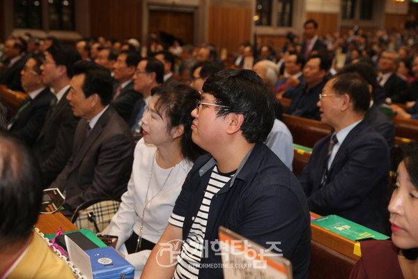 총회장 김종준 목사의 사모,  서인숙 사모