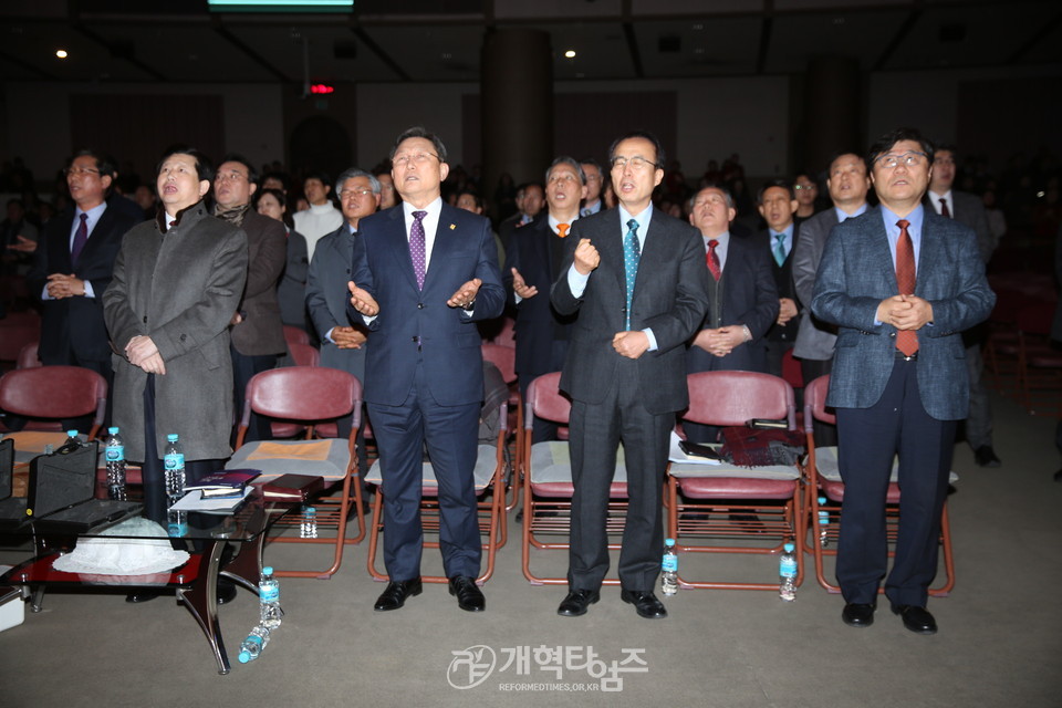 의정부 광명교회에서 열린 제1회 전국직분자금식기도회 모습