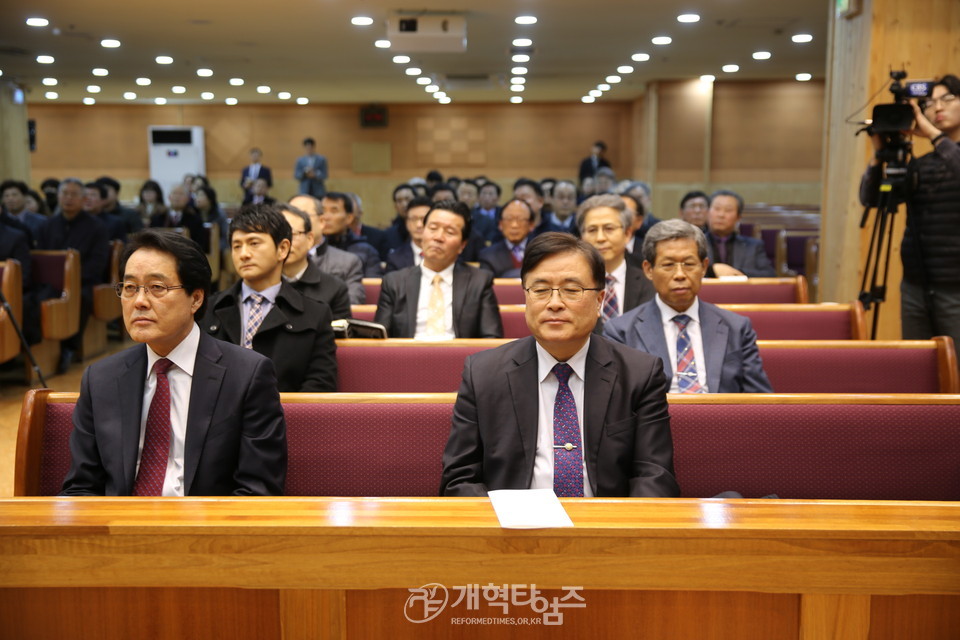 김성경 목사 측 한성노회 분립예배 모습