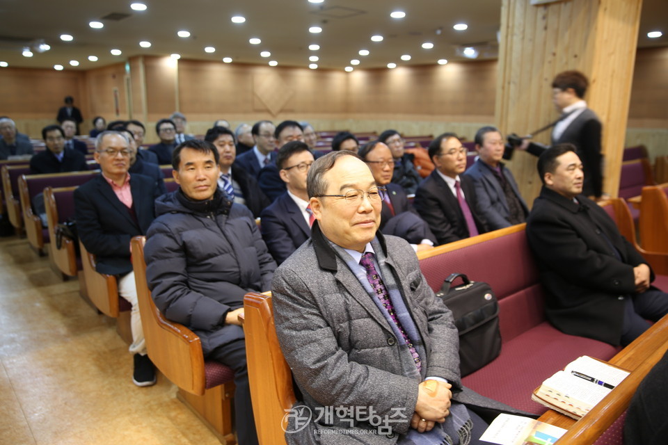 김성경 목사 측 한성노회 분립예배 모습