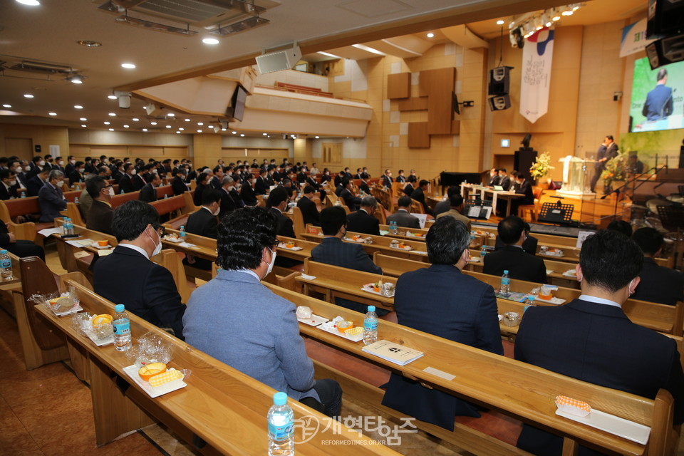 동부산노회 제190회 정기노회 모습