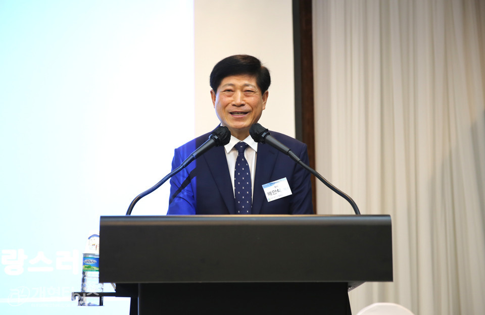 전국교역자하기수양회, 사랑스러운교회 배만석 목사 모습