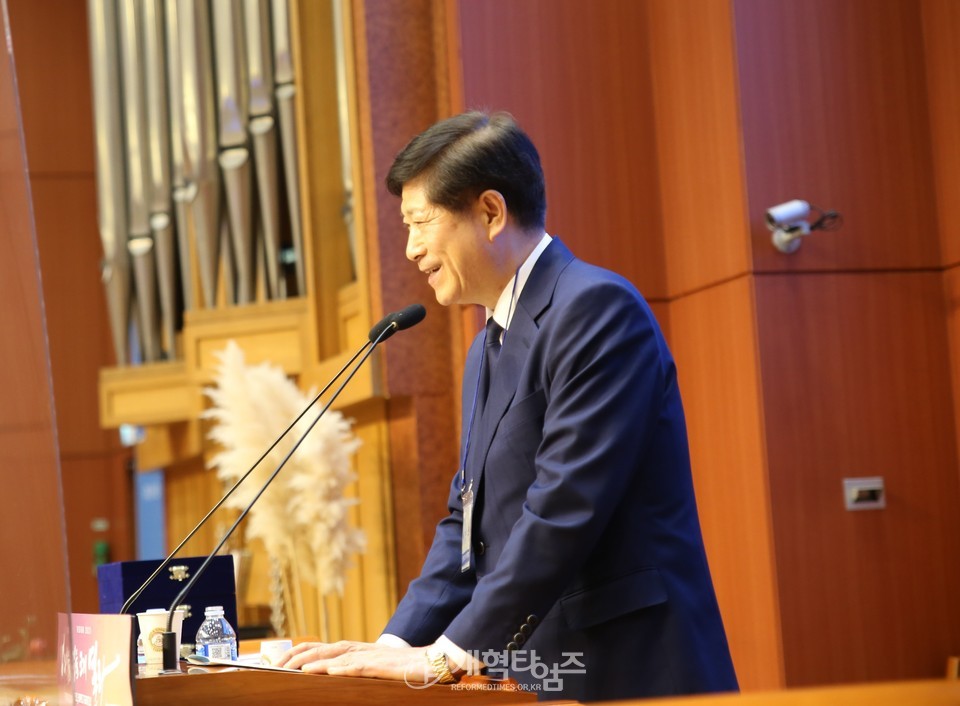 총신대신대원총동창회, 94회주관 홈커밍데이, 총동창회장 배만석 목사 모습