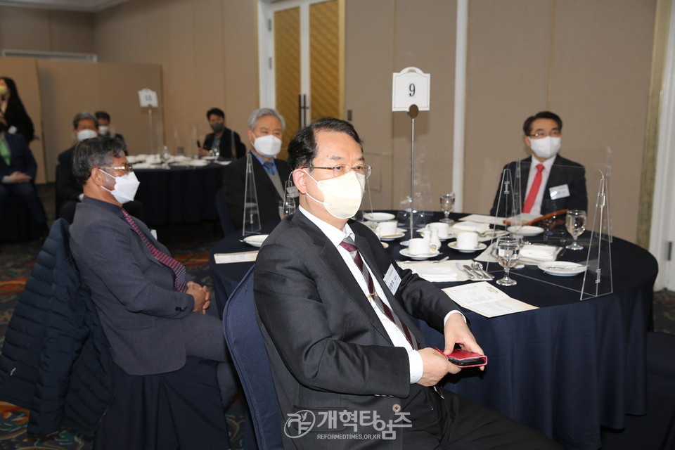 총회임원회 주관 「총회 인준 신학교 교수 격려회」 모습