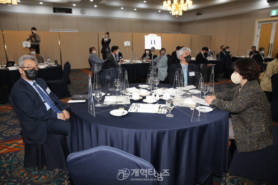 총회임원회 주관 「총회 인준 신학교 교수 격려회」 모습