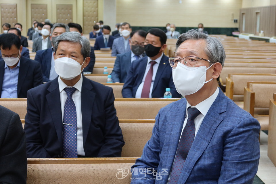 호남지역장로연합회 미래자립교회돕기 운동본부감사예배 모습