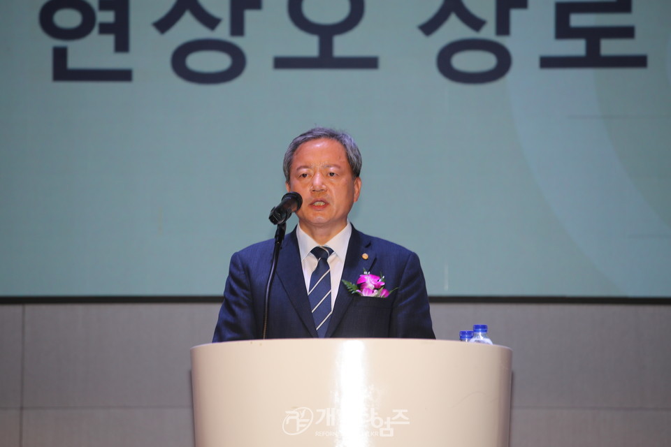 서울지역남전도회연합회 제8회기 회원부부수련회 모습