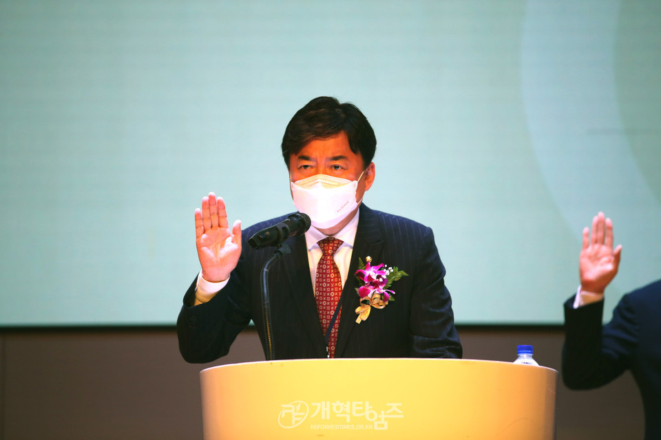 서울지역남전도회연합회 제8회기 회원부부수련회 모습