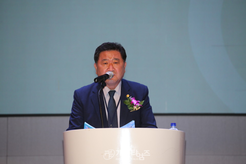 서울지역남전도회연합회 제8회기 회원부부수련회 모습