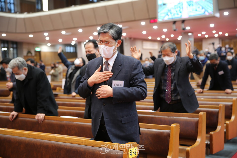 대한예수교장로회총회 2022년 신년기도회, 광주중앙교회 한기승 목사 모습