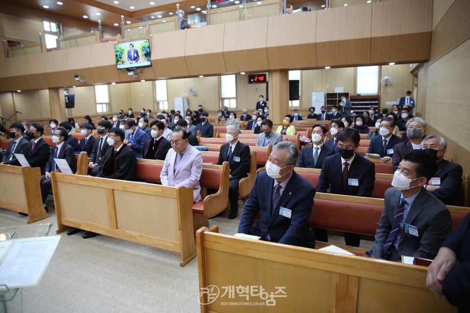 평양노회 「목사 안수 및 강도사 인허식」 모습