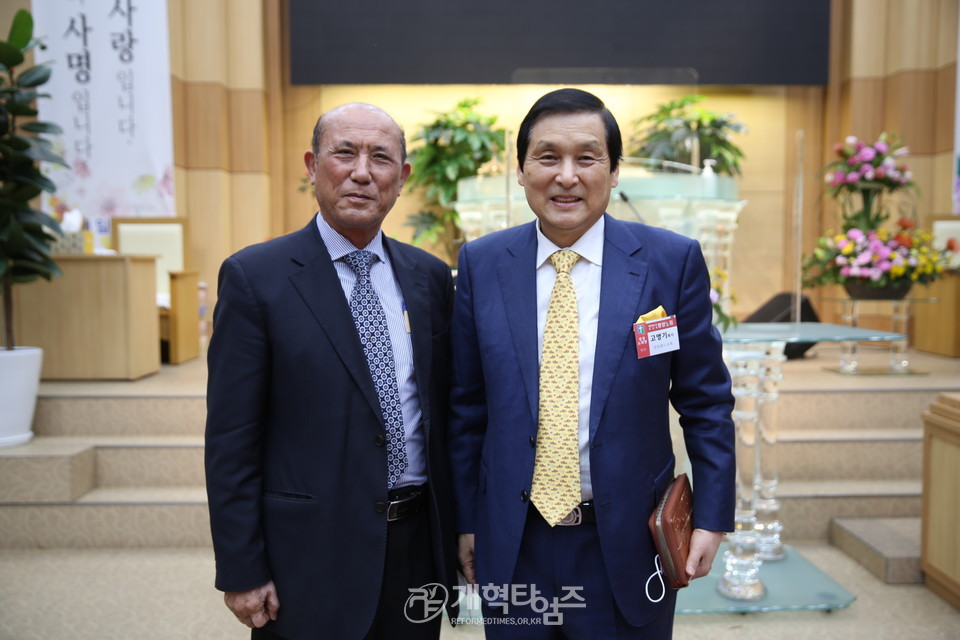 평양노회 「목사 안수 및 강도사 인허식」 모습