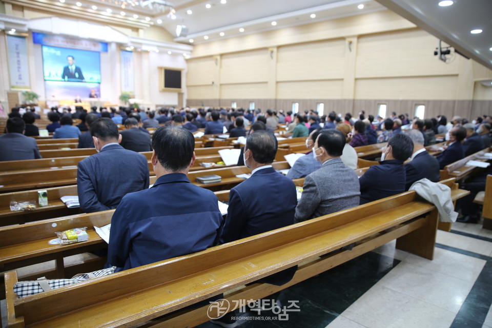 호남지역장로연합회 장로부부 세미나 및 미래자립교회돕기 행사 모습