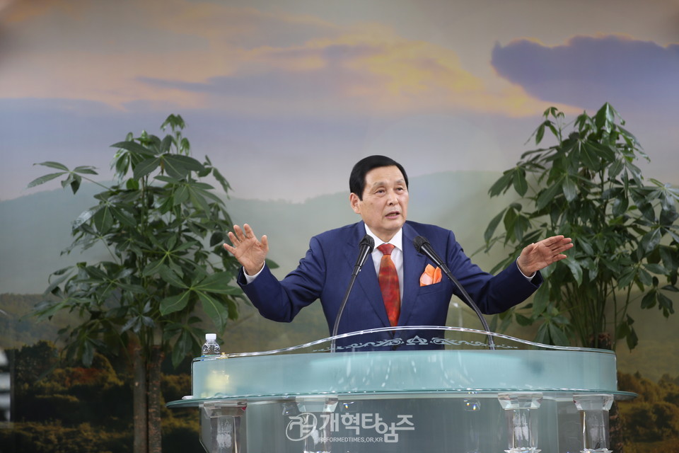 서울지역남전도회연합회 제2차 헌신예배 모습