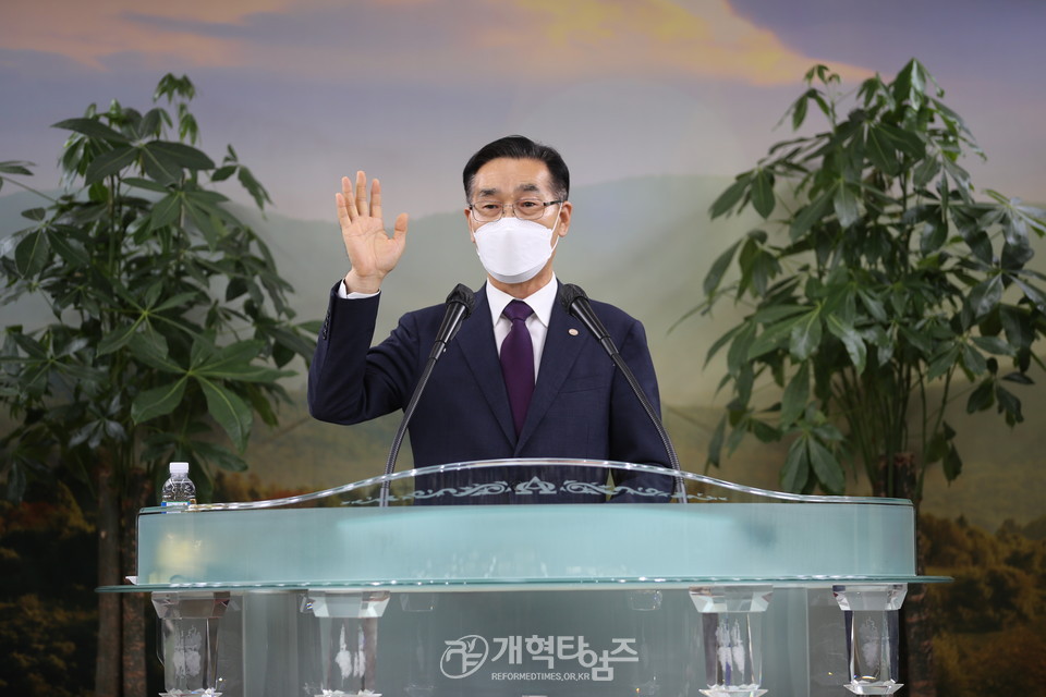 서울지역남전도회연합회 제2차 헌신예배 모습